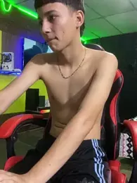 Artursmith — Stripchat recorded stream screenshot (05 Jan 2026)