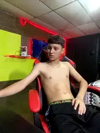 Artursmith — Stripchat recorded stream screenshot (05 Jan 2026)