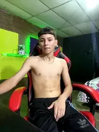 Artursmith — Stripchat recorded stream screenshot (05 Jan 2026)