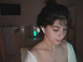 -Madi- — Bongacams recorded stream screenshot (05 Jan 2026)