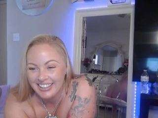 mshunnybunnyy — Camsoda recorded stream screenshot (06 Jan 2026)