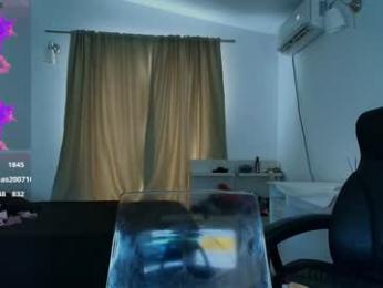 yourkat — Chaturbate recorded stream image, 06.01.2026 09:10