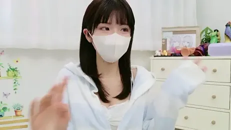 -minami- — Stripchat recorded stream screenshot (06 Jan 2026)