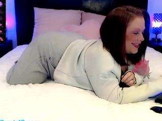 crystalcream — Camsoda recorded stream screenshot (06 Jan 2026)