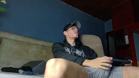 david_huge — Stripchat recorded stream image, 09.01.2026 02:50