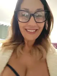 JasmineNoir2 — Stripchat recorded stream image, 09.01.2026 08:40