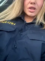 Etwas_neugierig — Stripchat recorded stream screenshot (01 Mar 2025)