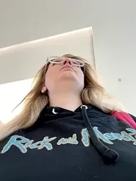 Teya_moon_ — Stripchat recorded stream image, 11.01.2026 11:40