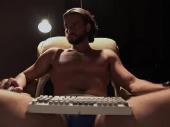 double_luckystrike — Chaturbate recorded stream image, 12.01.2026 07:30