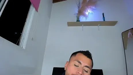 Juan_Castano — Stripchat recorded stream image, 12.01.2026 08:30