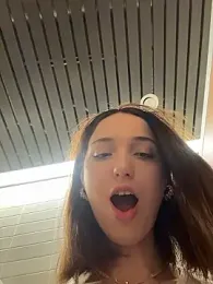 DollyTall — Stripchat recorded stream image, 13.01.2026 09:20