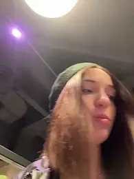 DollyTall — Stripchat recorded stream image, 13.01.2026 09:20