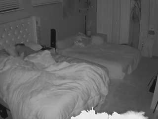 voyeurcam-house-charleys-room — Camsoda recorded stream image, 05.01.2026 11:50