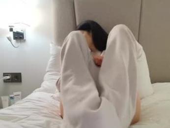 milla_bella — Chaturbate recorded stream screenshot (13 Jan 2026)