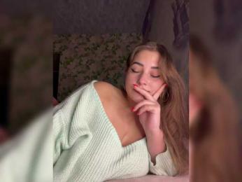 little-devil — Bongacams recorded stream image, 14.01.2026 00:00