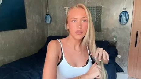 livsslife — Stripchat recorded stream screenshot (14 Jan 2026)