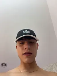 Lander_Cruz — Stripchat recorded stream image, 15.01.2026 20:50