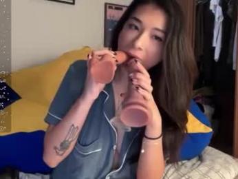vietwhhore — Chaturbate recorded stream image, 16.01.2026 04:50