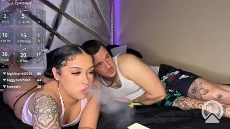 vibingwithvi — Stripchat recorded stream screenshot (02 Mar 2025)