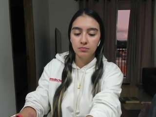 alexyferrer — Camsoda recorded stream image, 16.01.2026 20:50