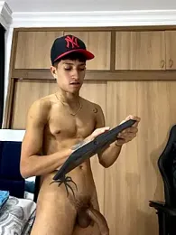 _CamiloBass — Stripchat recorded stream screenshot (16 Jan 2026)