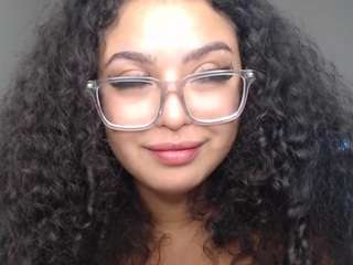 mmmmmmlia — Camsoda recorded stream image, 17.01.2026 07:20