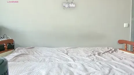 JuiliOnesunray — Stripchat recorded stream screenshot (17 Jan 2026)