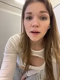 Porn_cornn — Stripchat recorded stream image, 18.01.2026 06:10