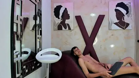 TWINKS_FRIENDS — Stripchat recorded stream image, 18.01.2026 13:30