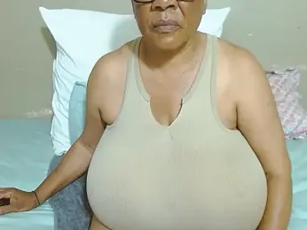 DairyQueen2 — Stripchat recorded stream image, 19.01.2026 03:20