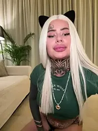 bambixboo — Stripchat recorded stream image, 19.01.2026 21:10