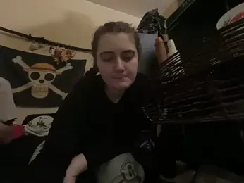 Snowbunnycake_131 — Stripchat recorded stream screenshot (20 Jan 2026)