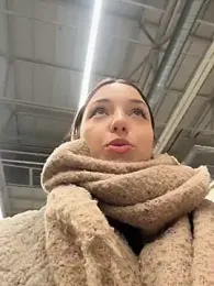 DollyTall — Stripchat recorded stream image, 20.01.2026 08:00