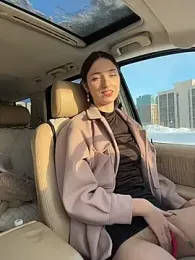 DollyTall — Stripchat recorded stream image, 20.01.2026 08:00