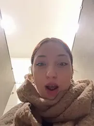 DollyTall — Stripchat recorded stream image, 20.01.2026 08:00