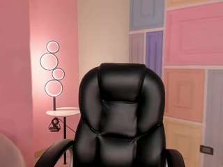 meganwest — Camsoda recorded stream image, 20.01.2026 19:00