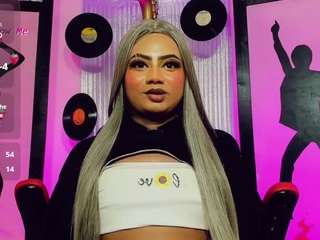 mayka-brunette01 — Camsoda recorded stream screenshot (21 Jan 2026)