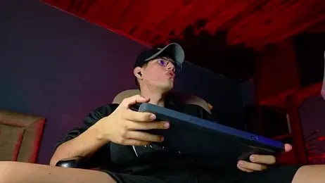david_huge — Stripchat recorded stream image, 22.01.2026 02:40