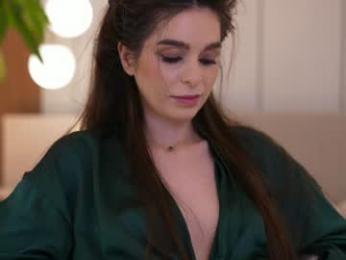 dovia — Chaturbate recorded stream screenshot (22 Jan 2026)