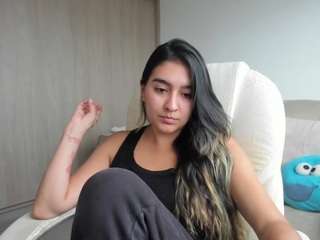 alexyferrer — Camsoda recorded stream image, 22.01.2026 21:10