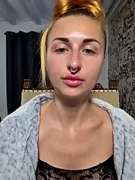 kylie_blck — Stripchat recorded stream image, 24.01.2026 04:00