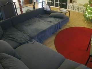 voyeurcam-julmodels-living-3 — Camsoda recorded stream image, 14.01.2026 15:30
