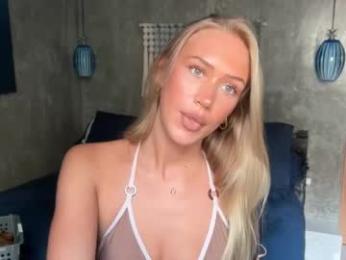 livslifee — Chaturbate recorded stream screenshot (25 Jan 2026)