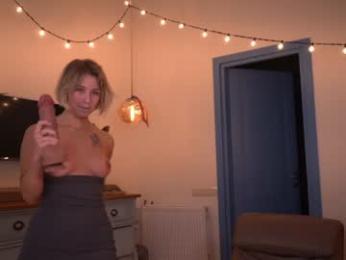 ms_dira — Chaturbate recorded stream image, 25.01.2026 13:40