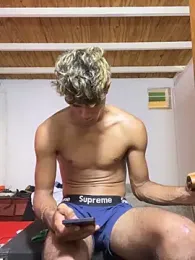 meliodas_23cm — Stripchat recorded stream image, 25.01.2026 18:30