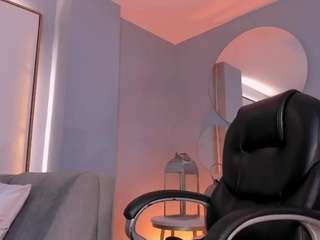 meganwest — Camsoda recorded stream image, 26.01.2026 18:10