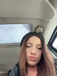 DollyTall — Stripchat recorded stream image, 27.01.2026 08:10