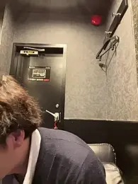 yuuki8910 — Stripchat recorded stream screenshot (27 Jan 2026)