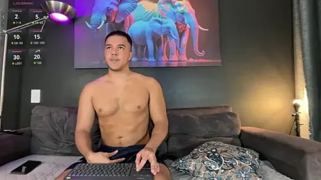 highlatin_guysoficial — Stripchat recorded stream screenshot (28 Jan 2026)