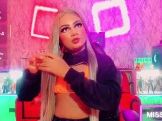 mayka-brunette01 — Camsoda recorded stream screenshot (28 Jan 2026)